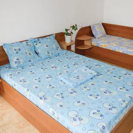 Three-bedroom Holiday In Tsarévo