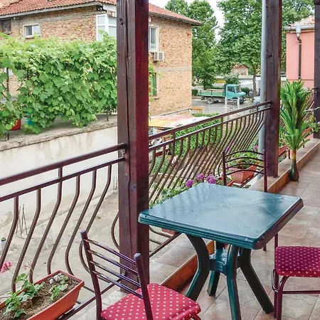 Hébergement de vacances Three-bedroom Holiday In